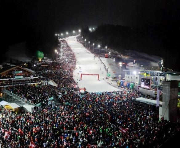 Rindis Platzl Apartmenthaus Schladming Buitenkant foto